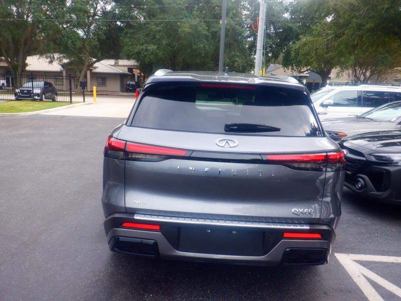 Infiniti QX60  2023