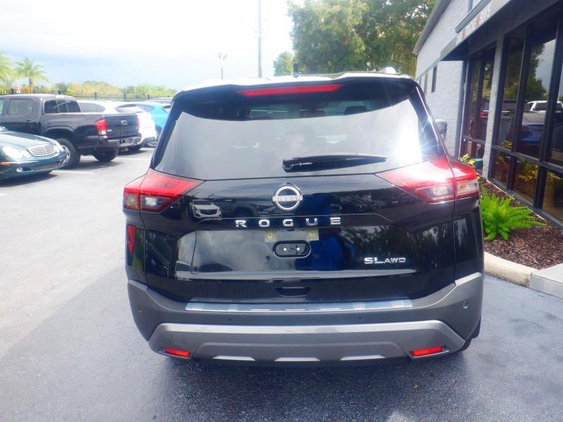 Nissan Rogue  2023