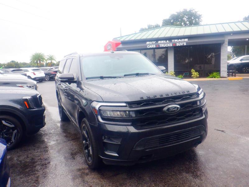 Ford Expedition  2022