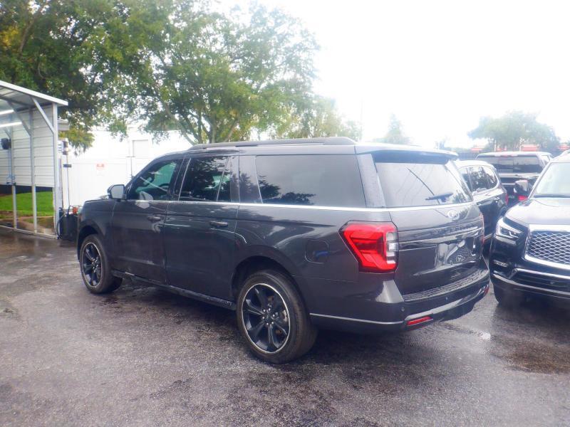Ford Expedition  2022