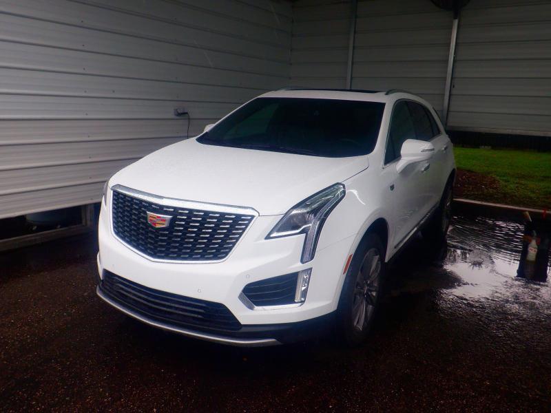 Cadillac XT5  2025