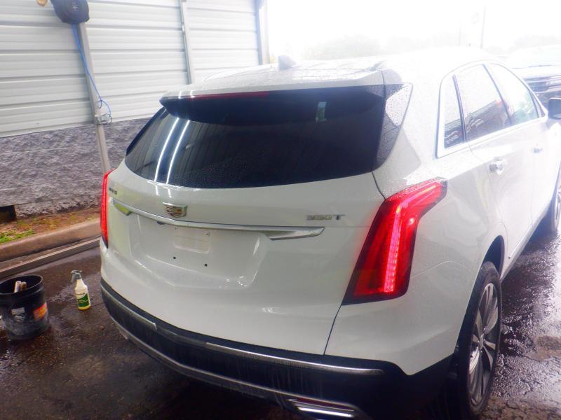 Cadillac XT5  2025