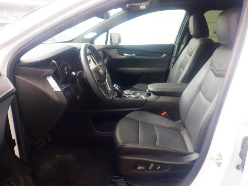 Cadillac XT5  2025