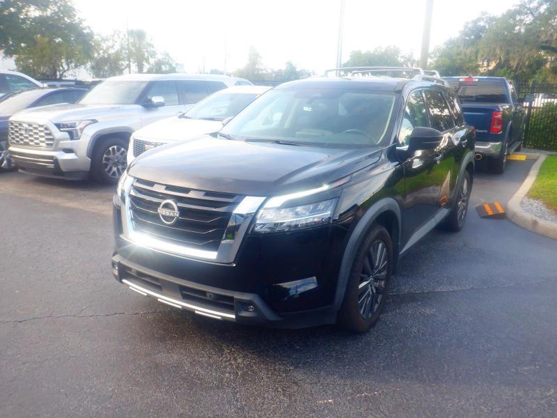 Nissan Pathfinder  2022