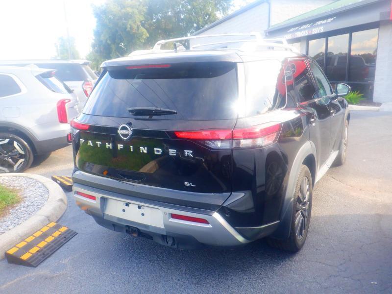 Nissan Pathfinder  2022