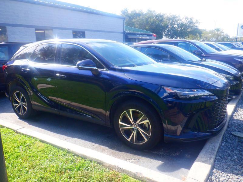 Lexus RX  2024