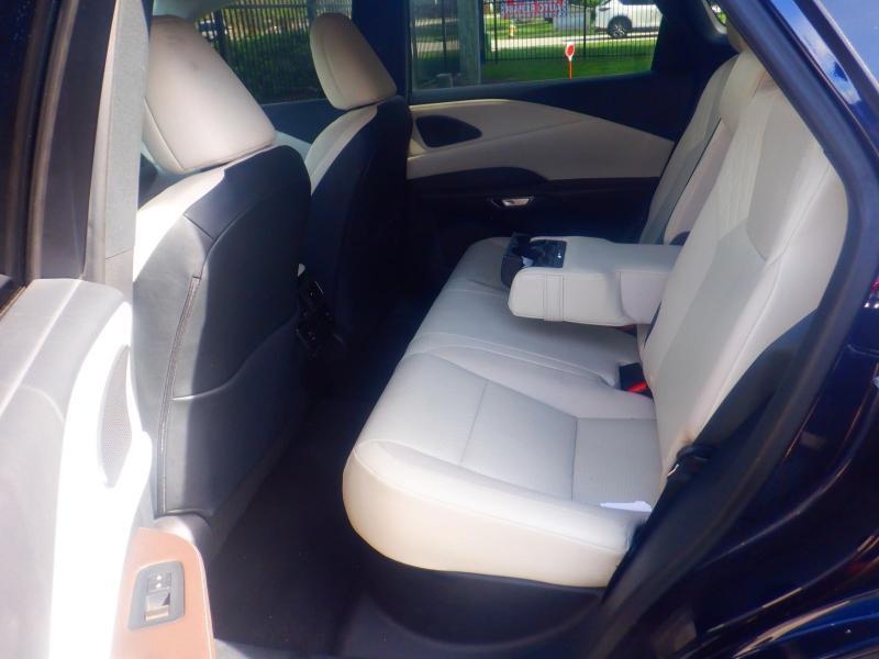 Lexus RX  2024