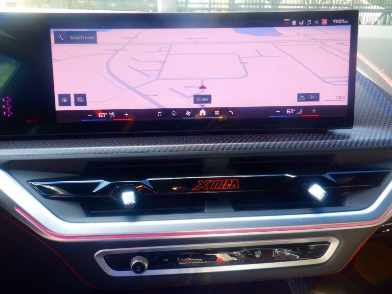 BMW XM  2024