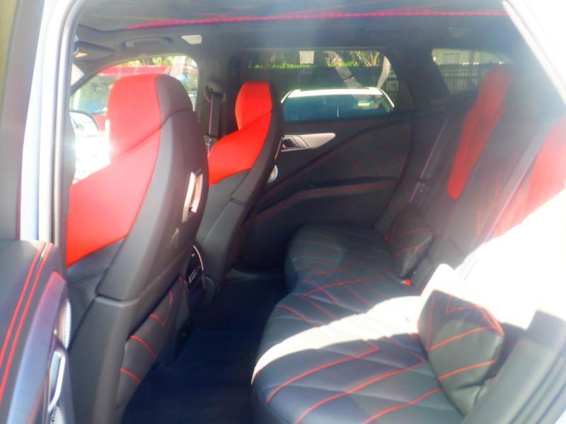 BMW XM  2024