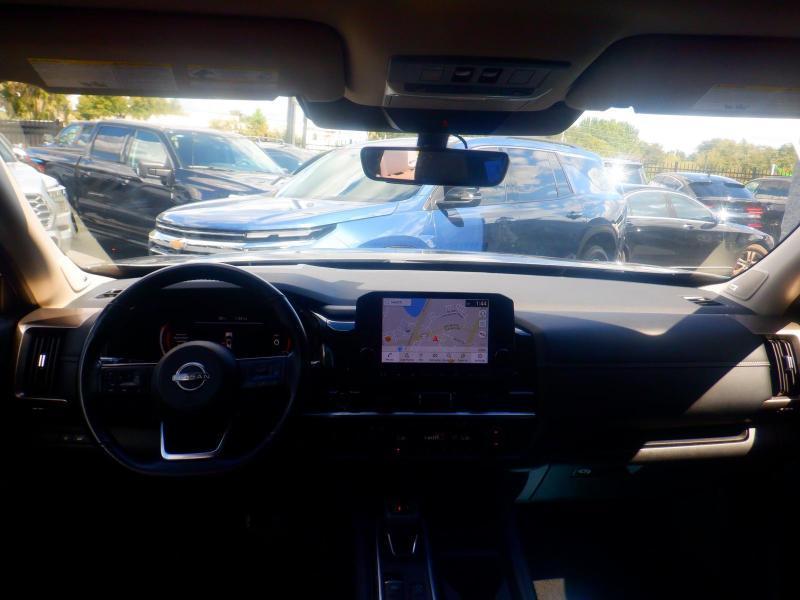 Nissan Pathfinder  2023