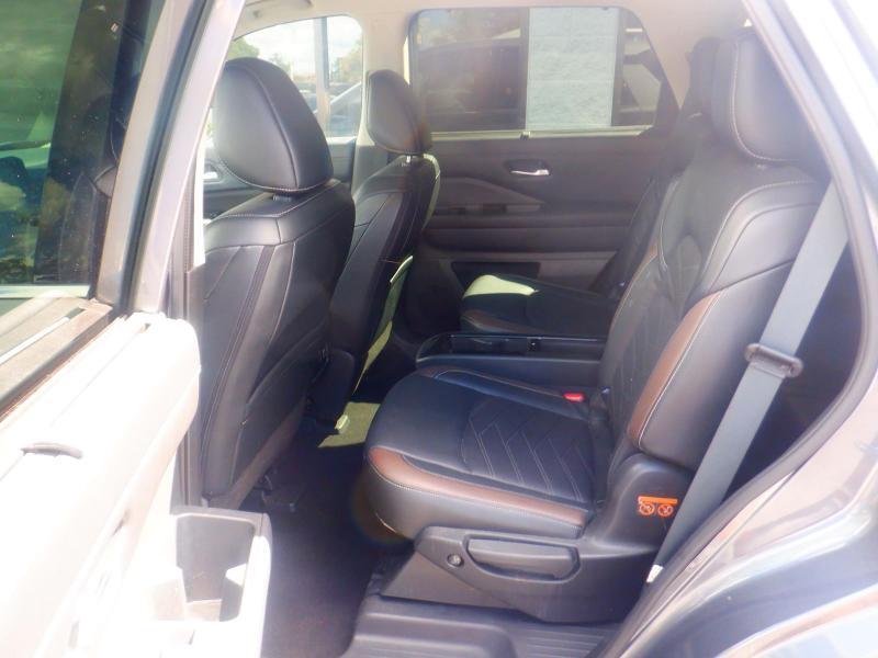 Nissan Pathfinder  2023