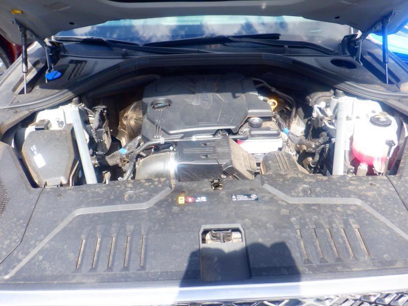 Genesis GV70  2025