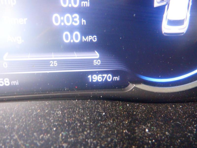 Genesis GV70  2025