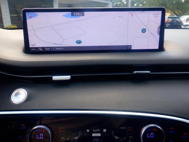 Genesis GV70  2025