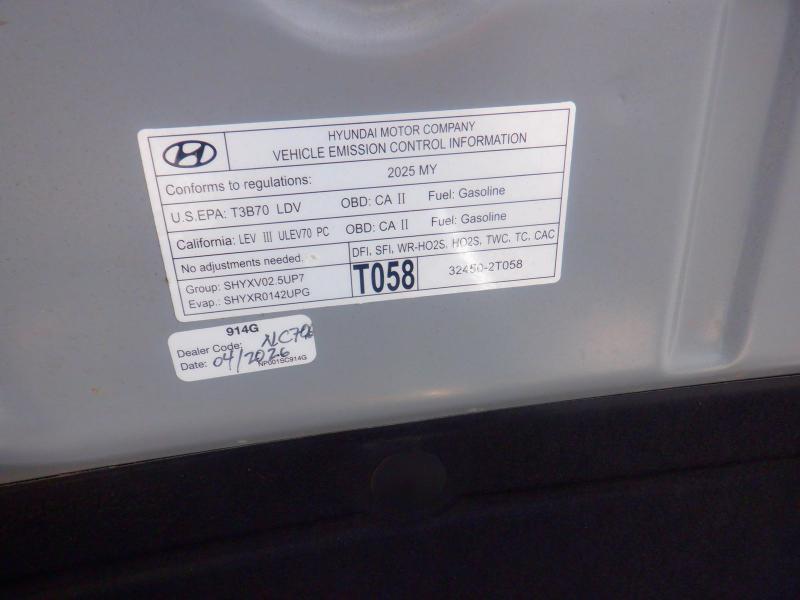 Genesis GV70  2025