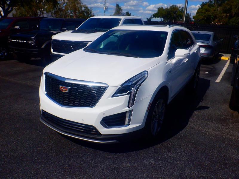 Cadillac XT5  2025