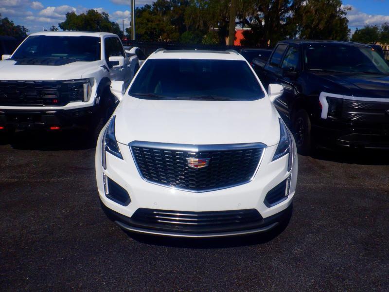 Cadillac XT5  2025