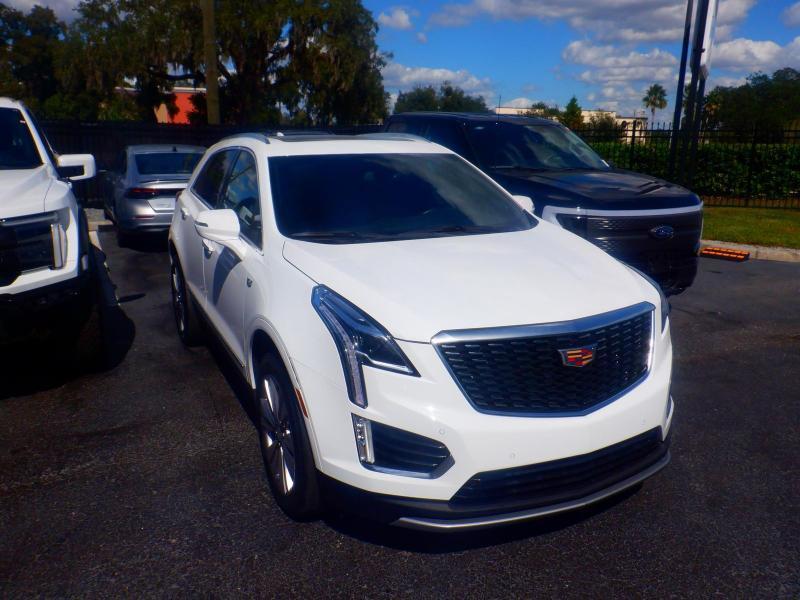 Cadillac XT5  2025