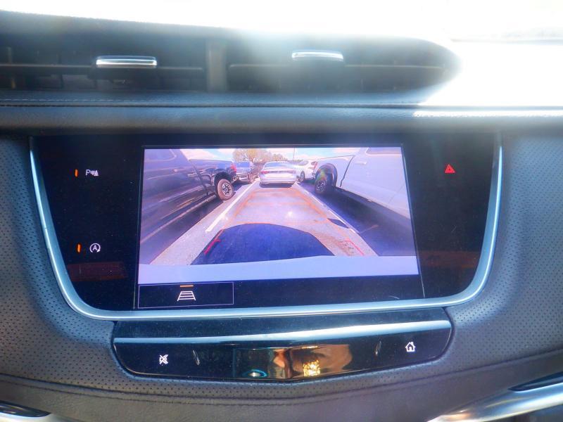 Cadillac XT5  2025