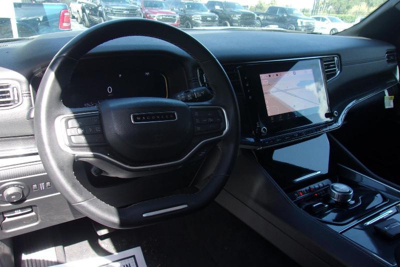 Jeep Wagoneer  2023