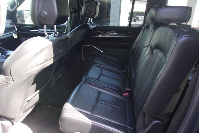 Jeep Wagoneer  2023