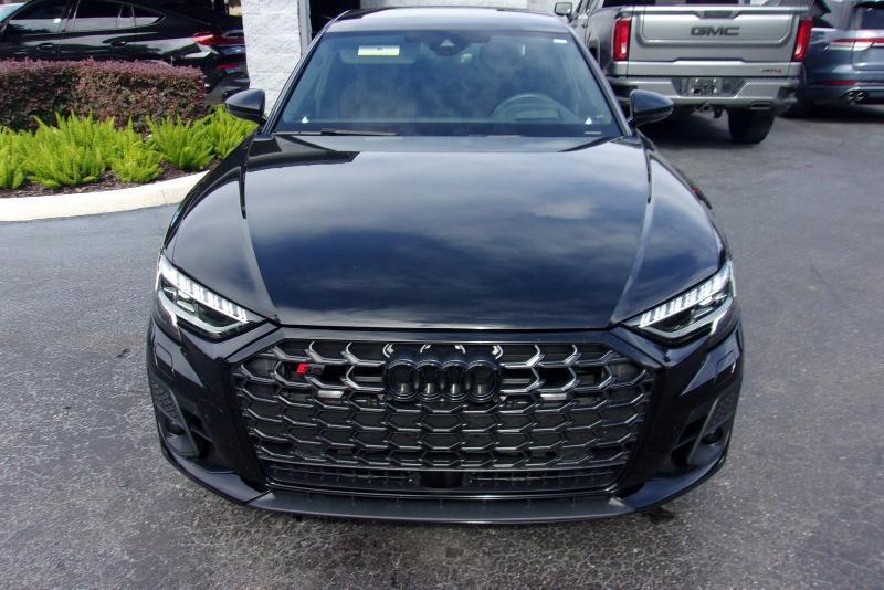 Audi S8  2023