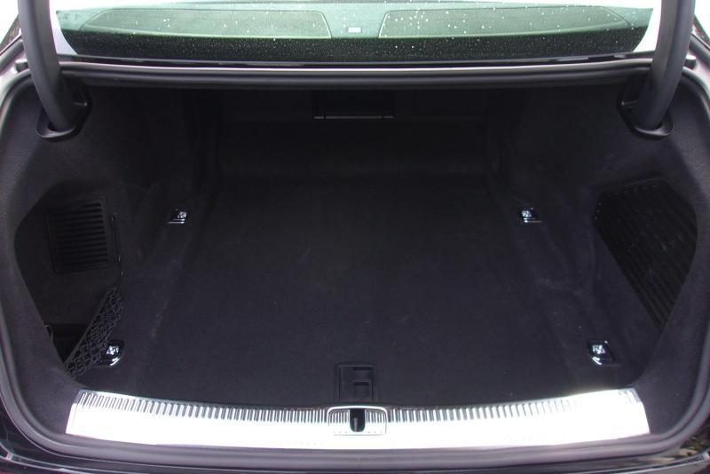 Audi S8  2023