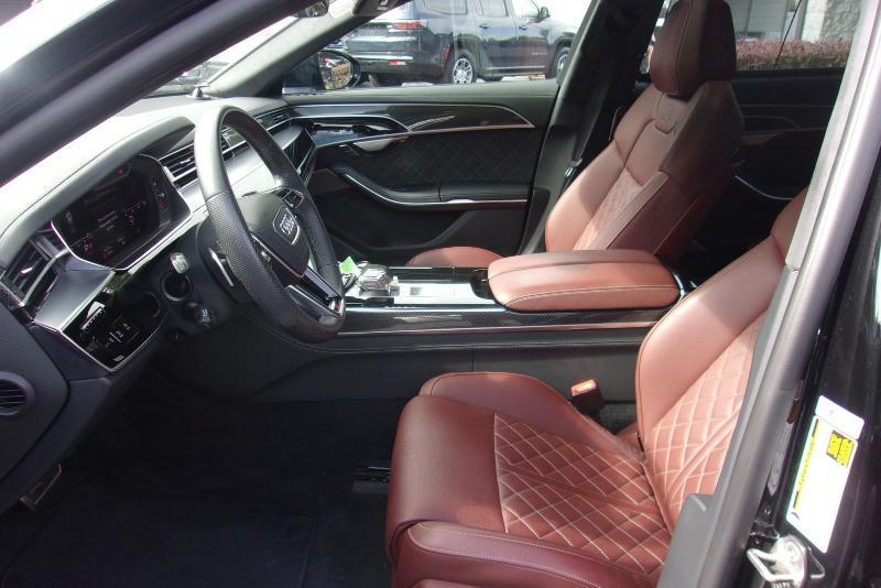 Audi S8  2023