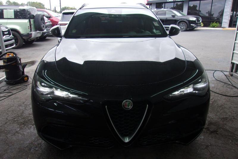 Alfa Romeo Stelvio  2024