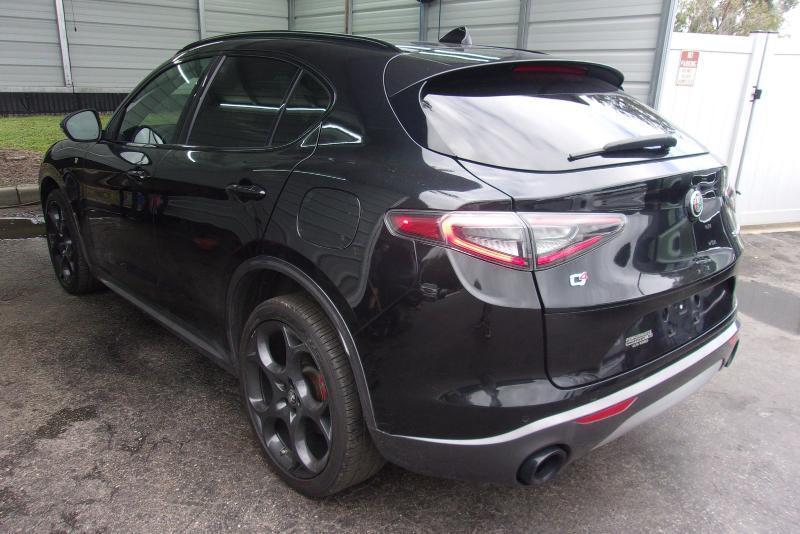 Alfa Romeo Stelvio  2024