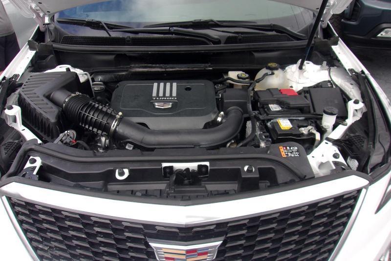Cadillac XT5  2025