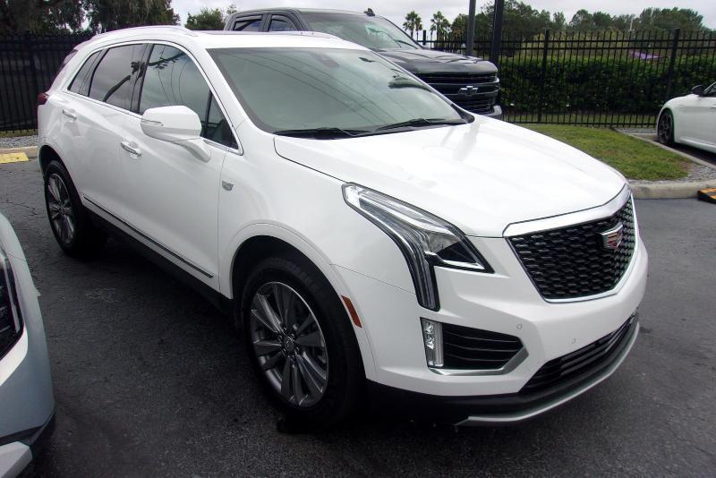 Cadillac XT5  2025