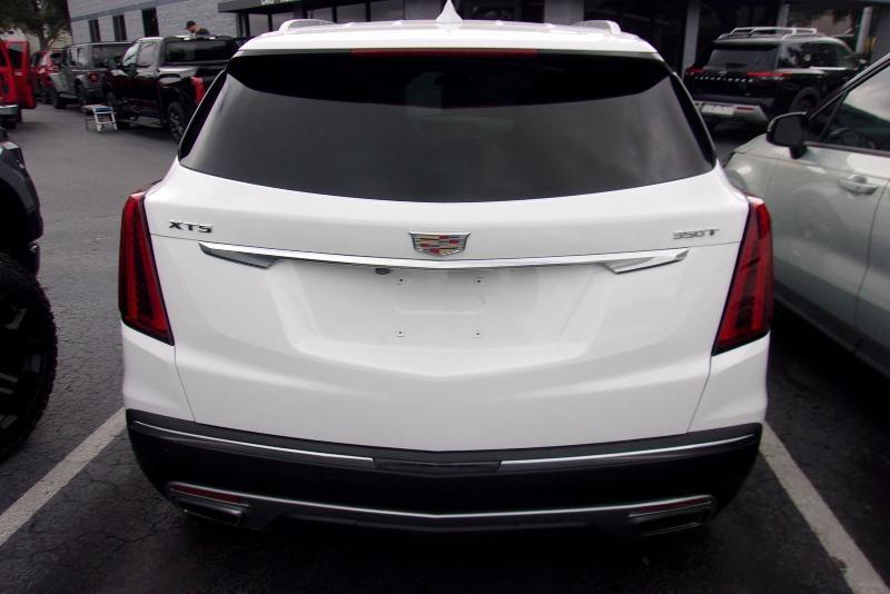 Cadillac XT5  2025