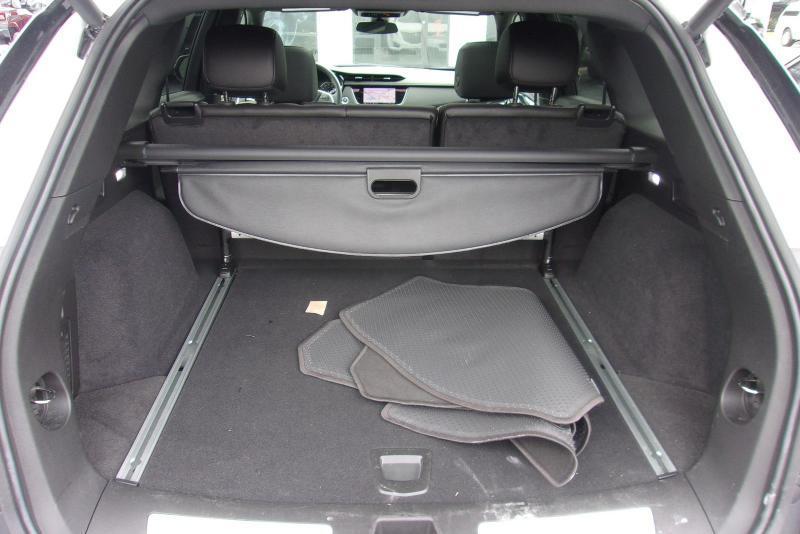 Cadillac XT5  2025