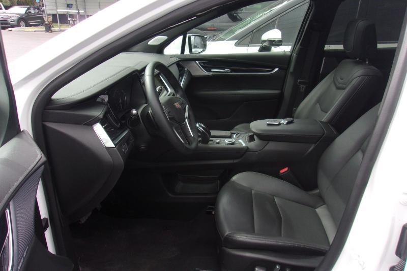 Cadillac XT5  2025