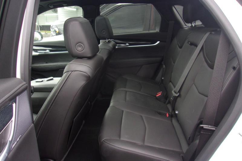 Cadillac XT5  2025