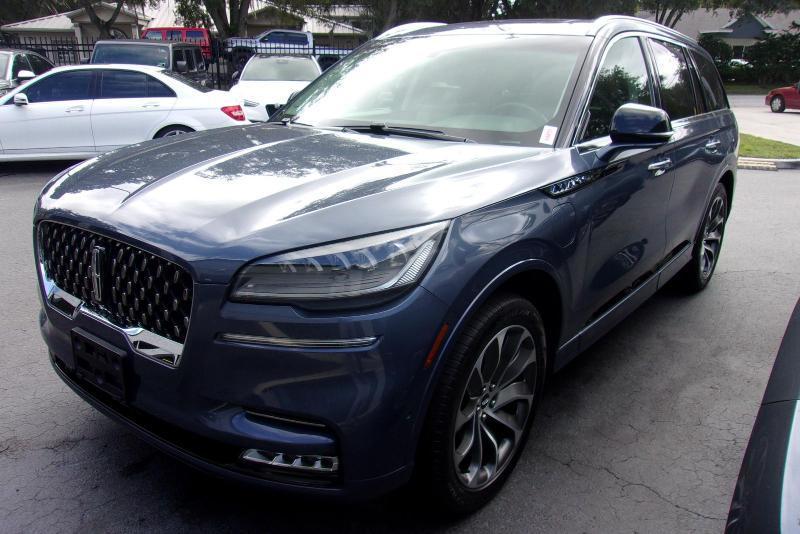 Lincoln Aviator  2021
