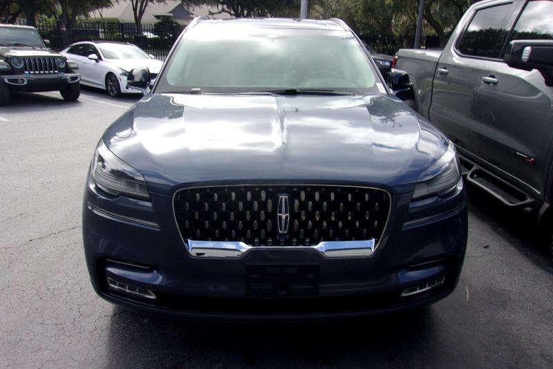 Lincoln Aviator  2021