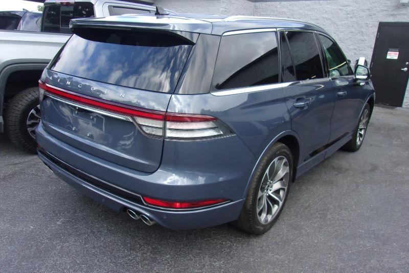 Lincoln Aviator  2021