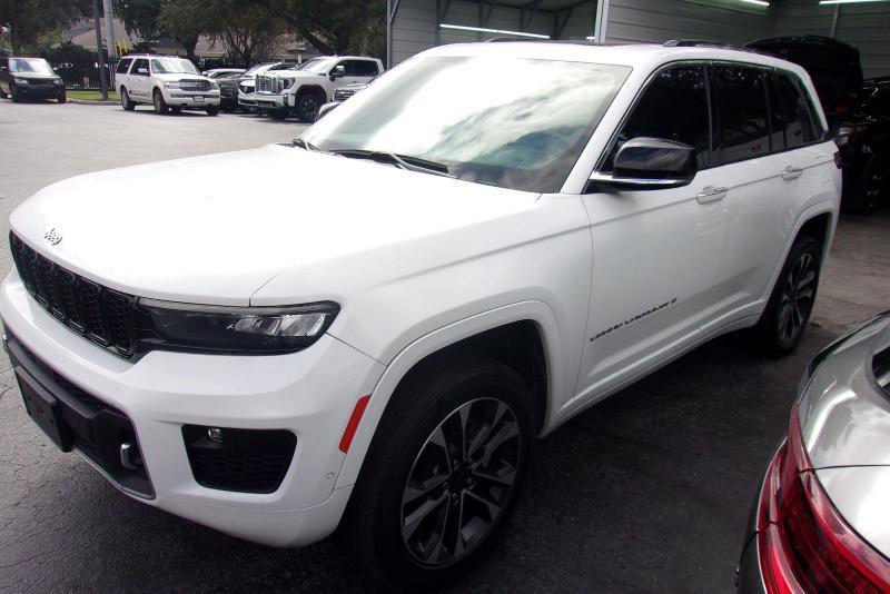 Jeep Grand Cherokee Overland 2023