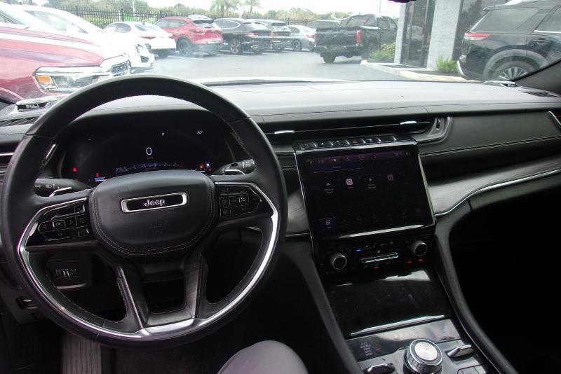 Jeep Grand Cherokee Overland 2023