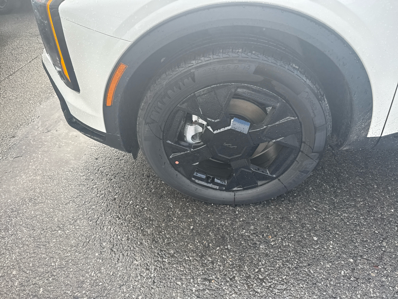 2026 Kia Sportage Plug-In Hybrid X-Line photo 4