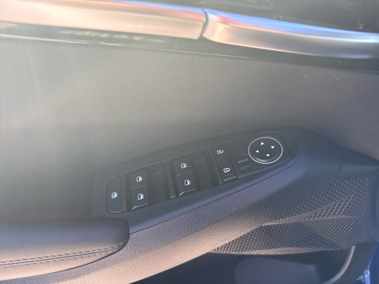 Kia Seltos EX IVT AWD 2023 Kia Seltos EX IVT AWD 2023