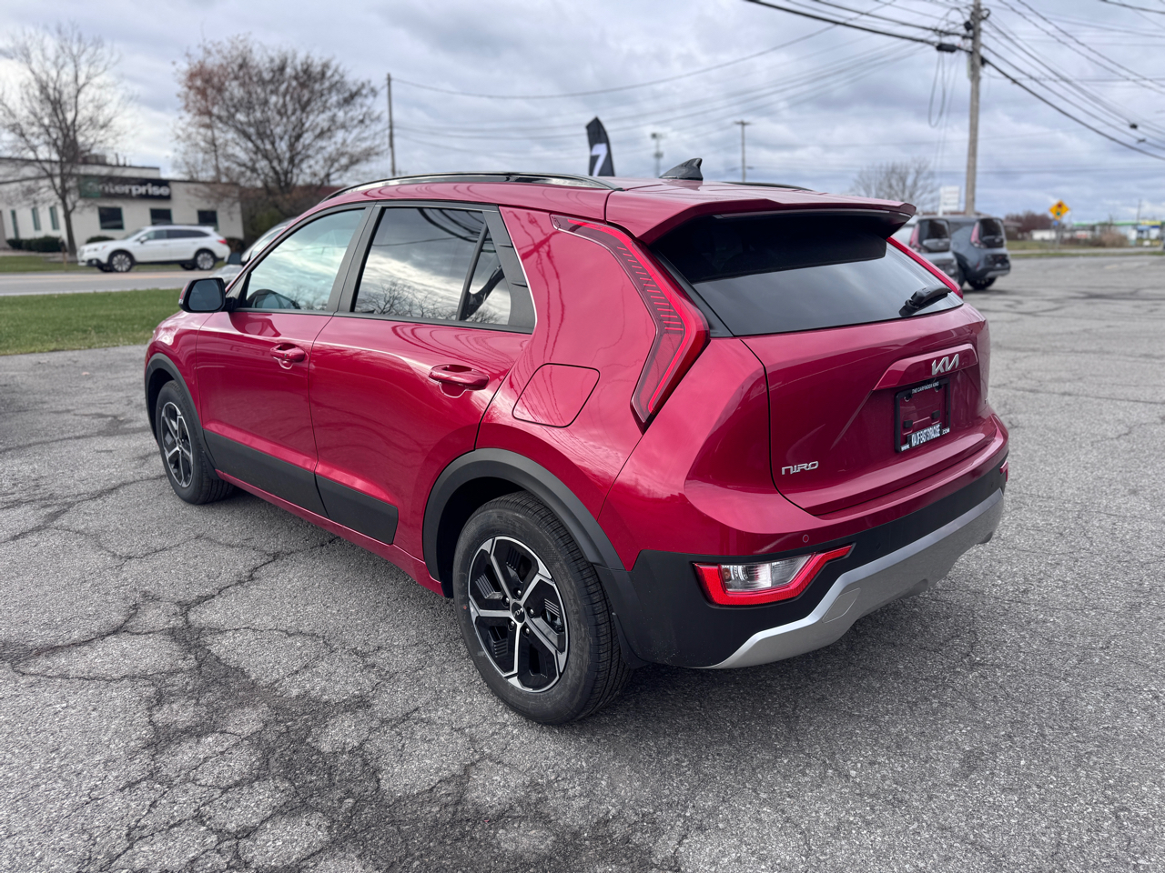 2026 Kia Niro EX Premium photo 4