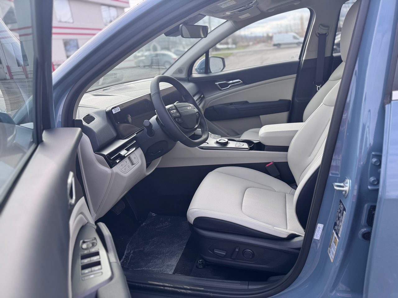 2026 Kia Sportage Hybrid EX photo 3