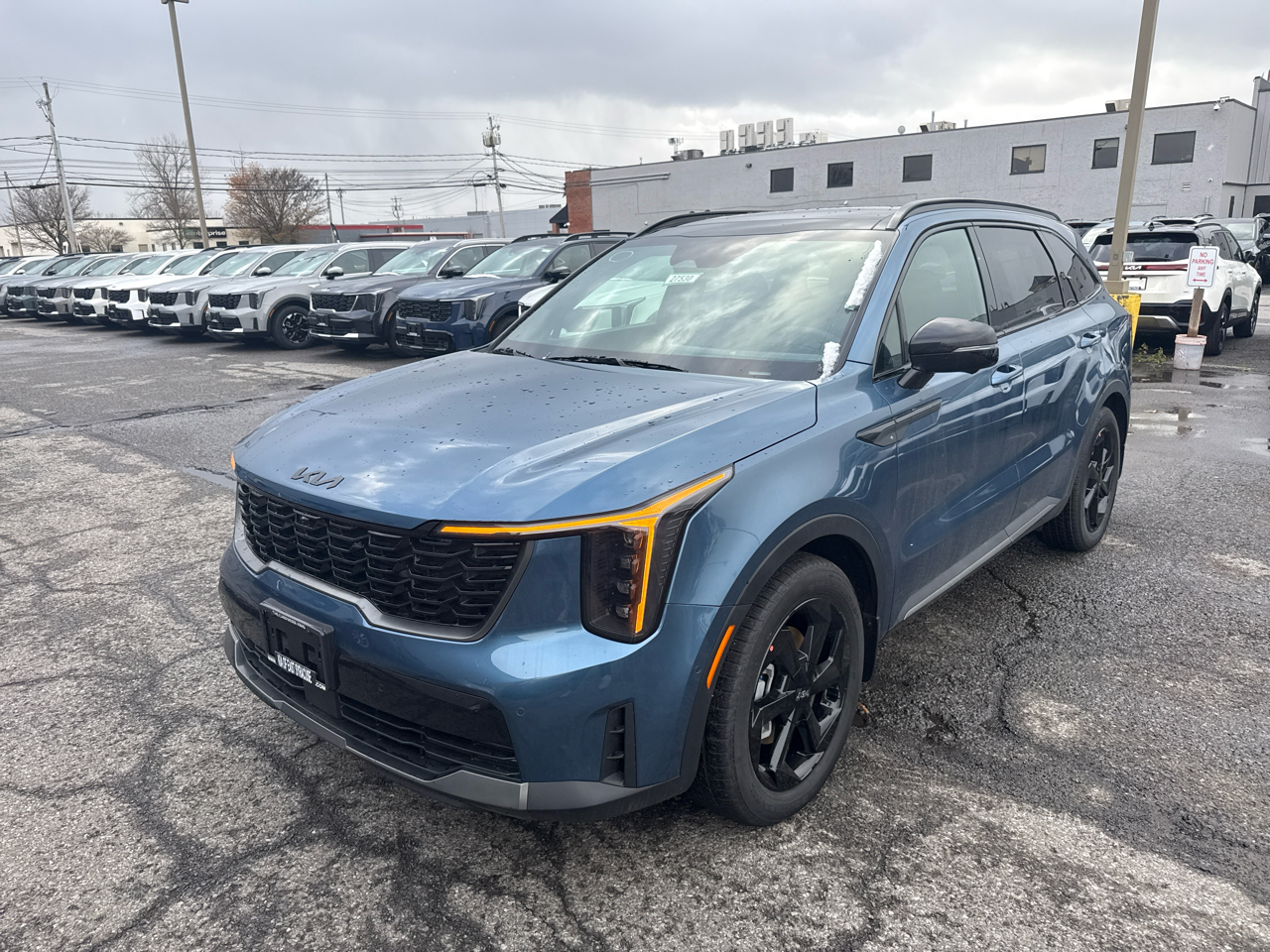 2026 Kia Sorento Hybrid X-Line SX Prestige photo 3