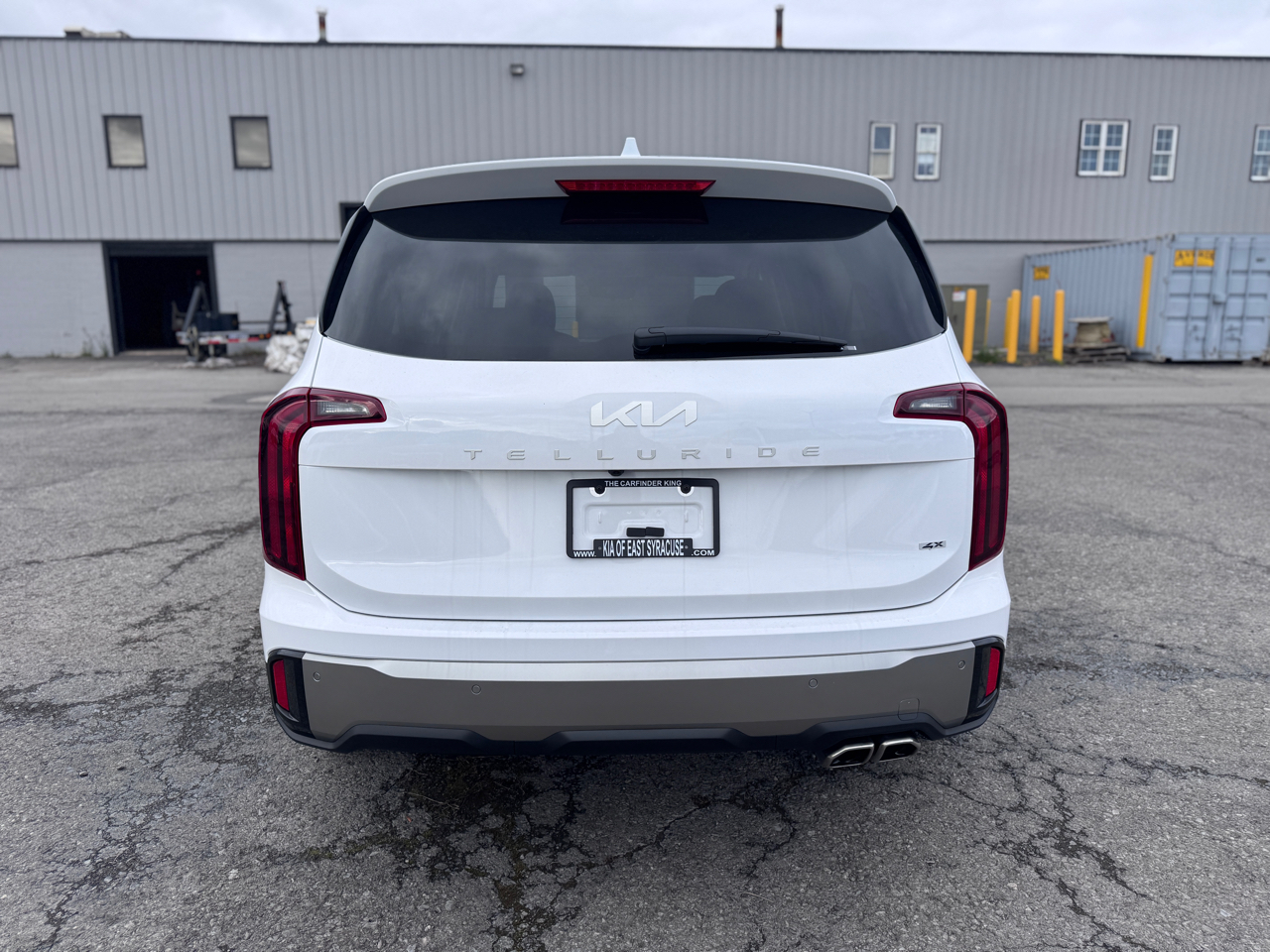 2025 Kia Telluride S photo 3