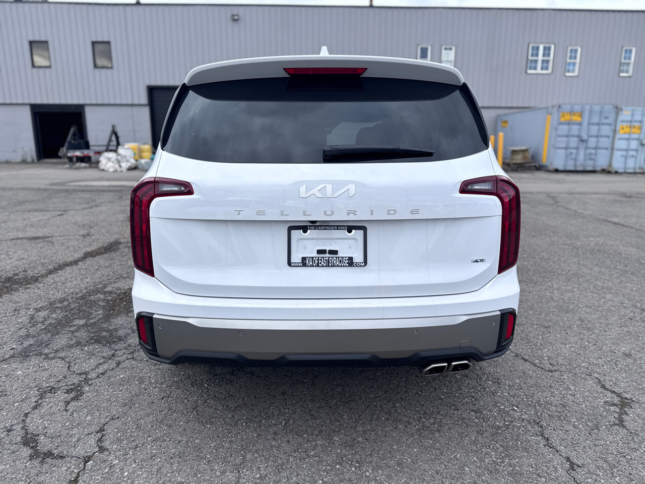 2025 Kia Telluride S photo 2