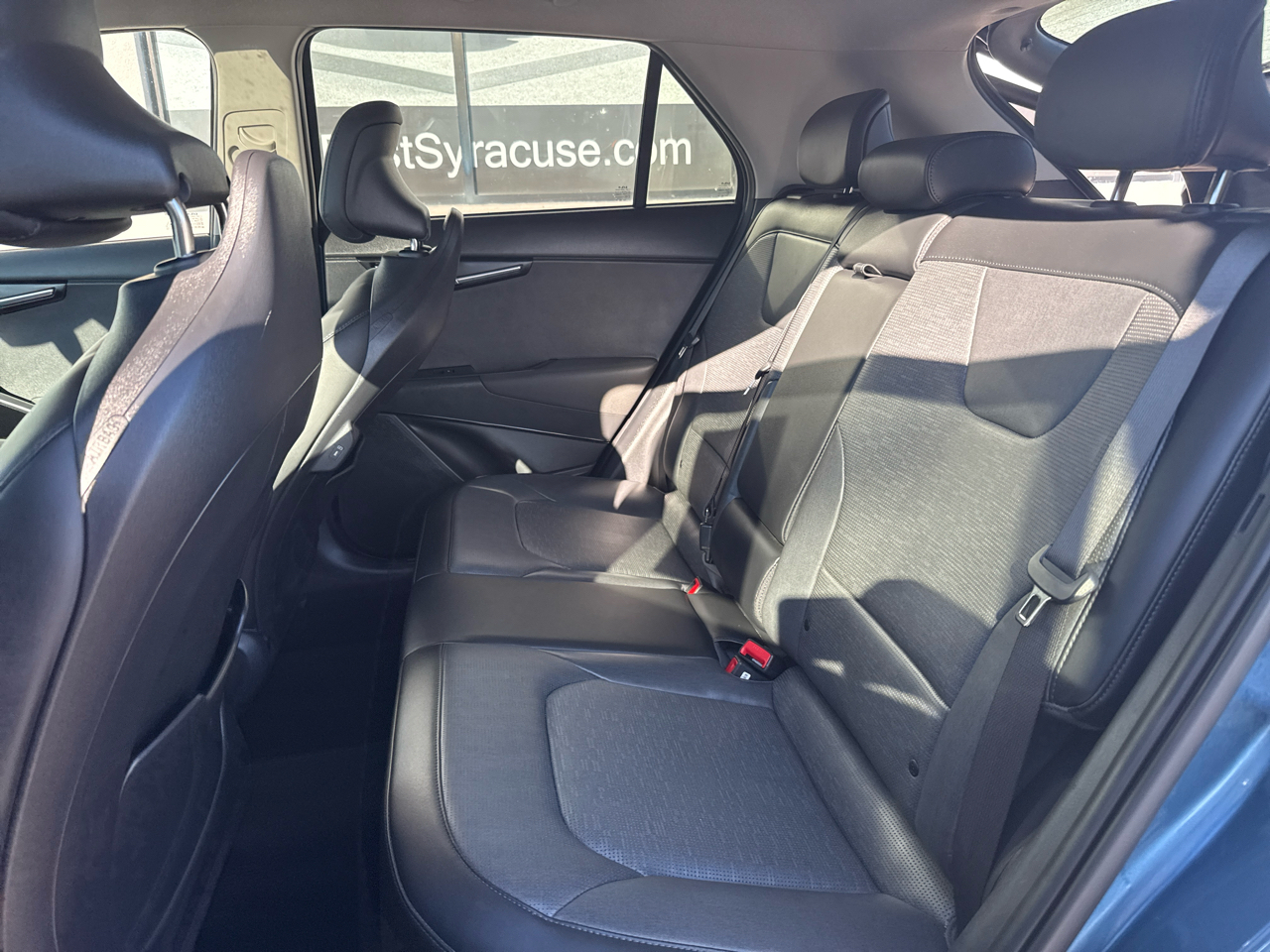 2023 Kia Niro SX photo 3