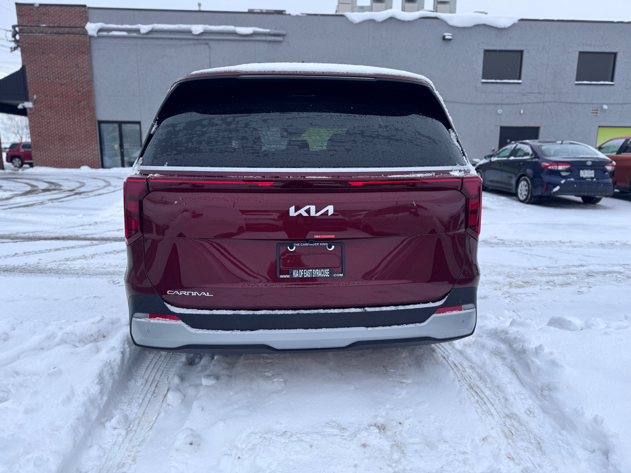 Kia Carnival LXS FWD 2026